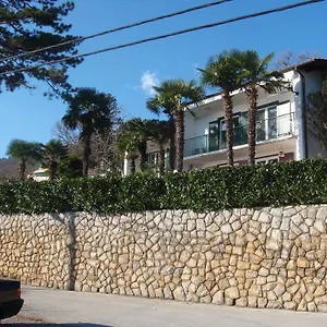 Apartman Leon And Leona, Abbázia